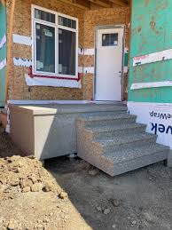 Formed structural concrete steps and stairs built to withstand Atlantic weather